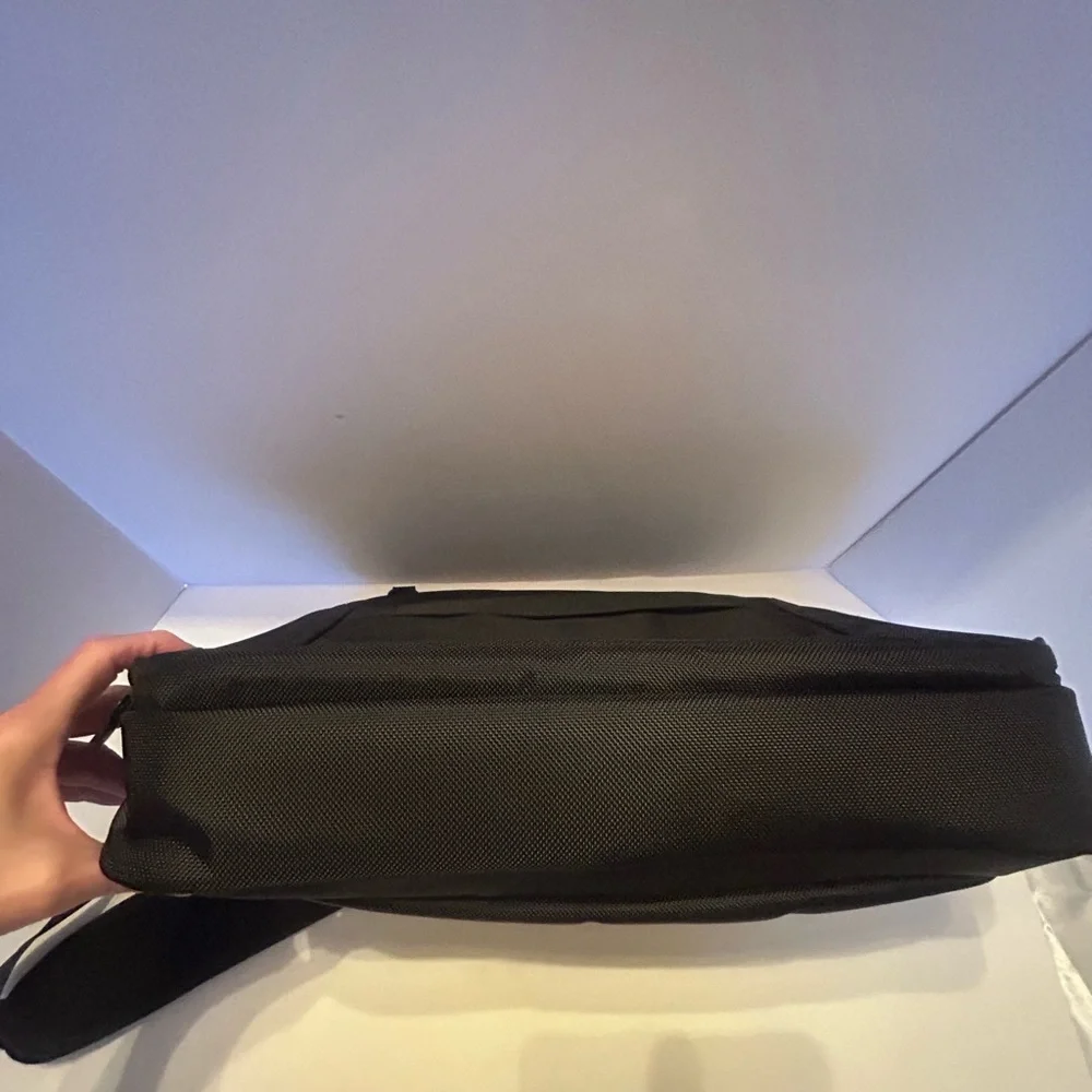 Targus CityLite Briefcase (TBT053US-91)‎ 15.6 laptop bag.